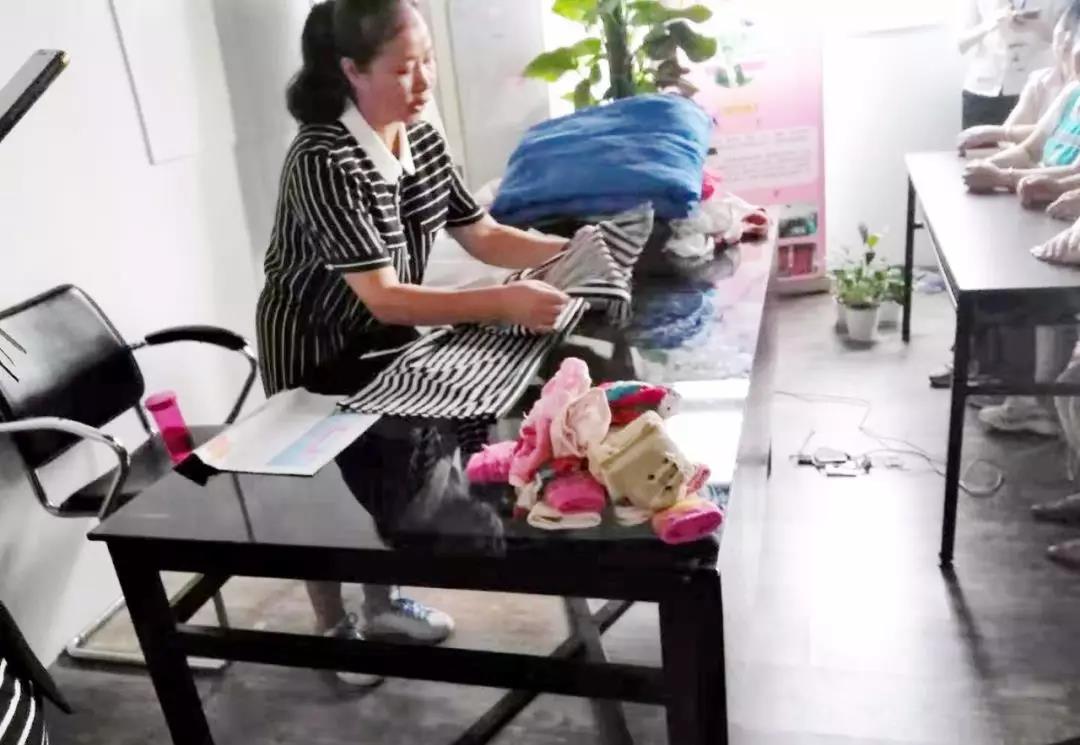 ��ķ��ɩ�ؠt����ɳ��B(t��i)����ȸ����ĩ��Ӗ(x��n)���c(di��n)æ��