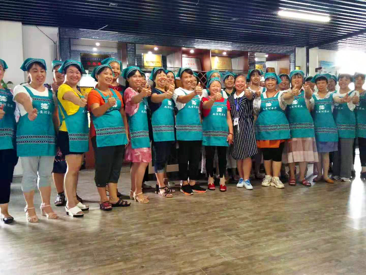 ��ķ��ɩ�ؠt����ɳ��B(t��i)����ȸ����ĩ��Ӗ(x��n)���c(di��n)æ��